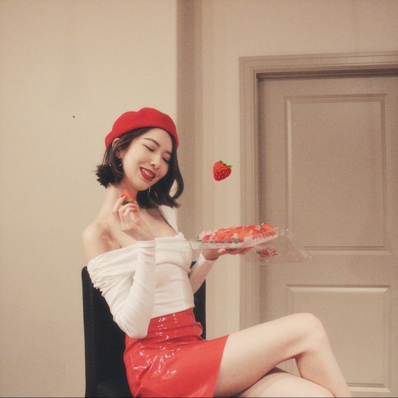 Meet your Posher, Alice - Picture 3 of 4